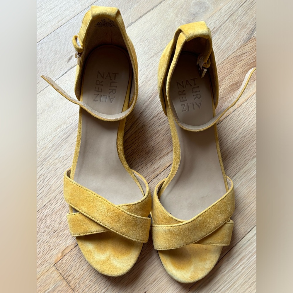 Naturalizer Yellow Sandals